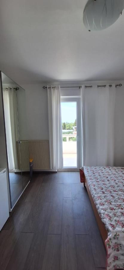 Apartments Villa Milenka โนวาลยา ภายนอก รูปภาพ