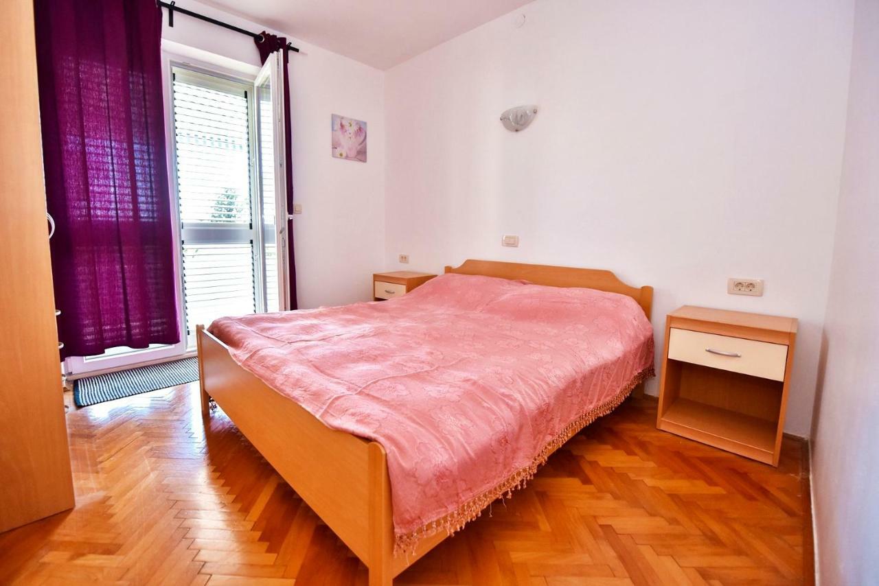 Apartments Villa Milenka โนวาลยา ภายนอก รูปภาพ