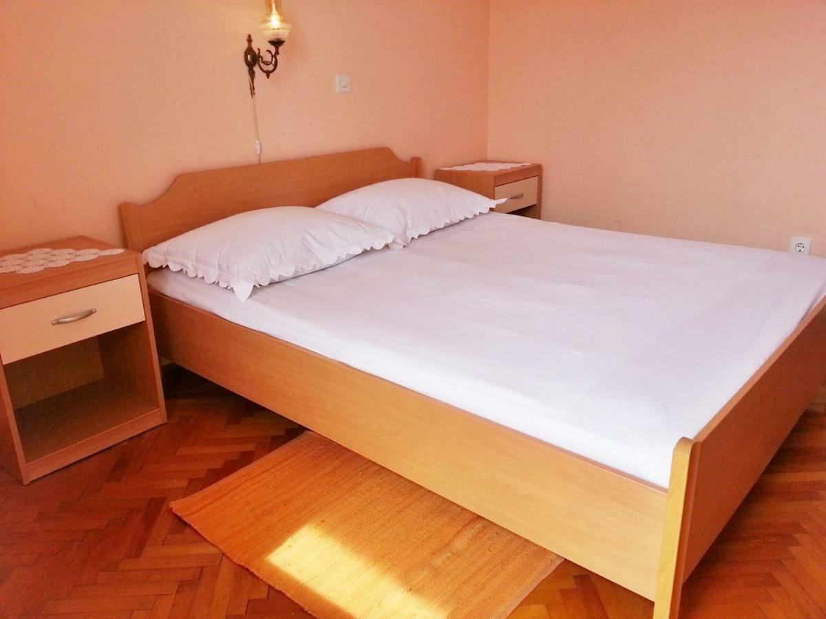 Apartments Villa Milenka โนวาลยา ภายนอก รูปภาพ