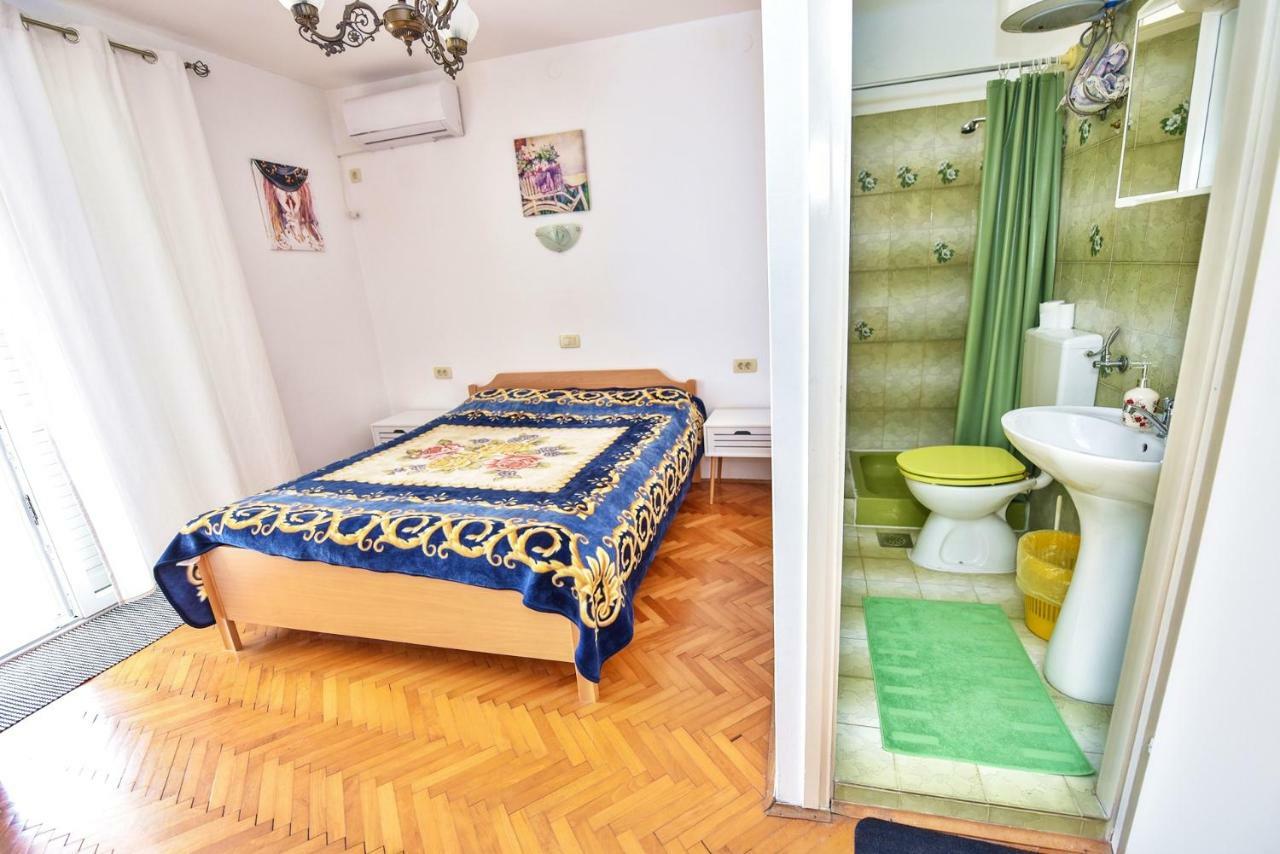 Apartments Villa Milenka โนวาลยา ภายนอก รูปภาพ